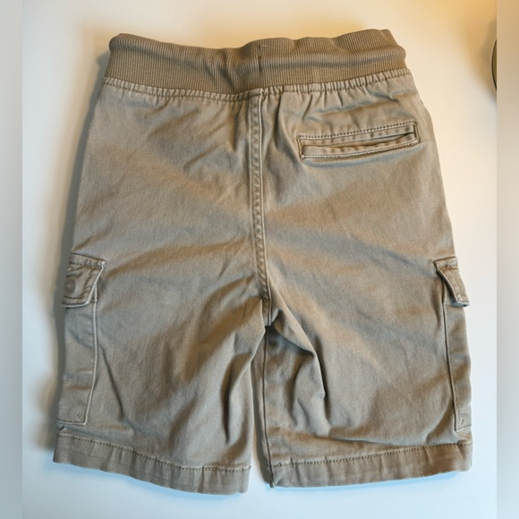 Tommy Hilfiger Side Stripes Khaki Cargo Boys’ Shorts (Gift with Purchase) - Picture 3 of 5
